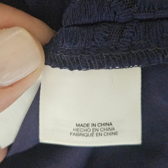 Anne Klein Navy Hexagon Pattern Embroidered Top Round Neck Long Sleeve Sz 2 NWT - Picture 15 of 16